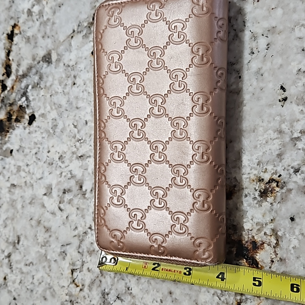 Authentic Gucci wallet - Picture 11 of 16